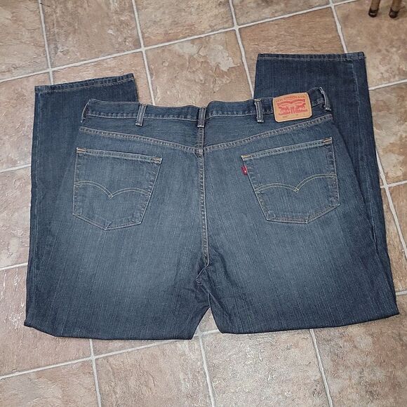 Levi's 550 Relaxed Fit Tapered Leg Medium Wash WashLess Denim Men's Size 46 x 32 - Picture 2 of 6